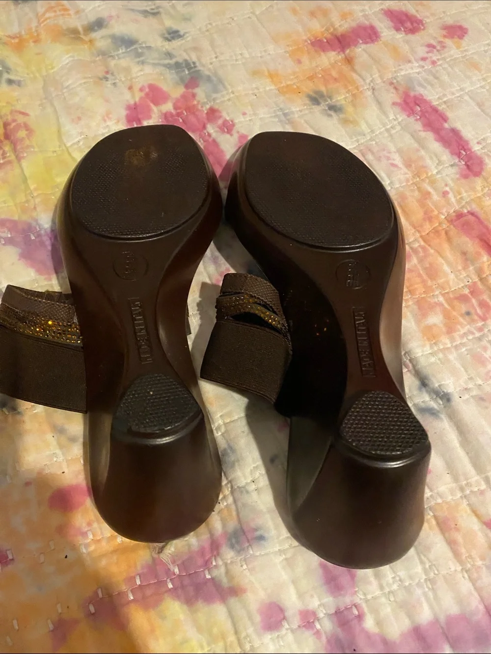 Italian Shoemakers Brown Wedge Sandall embellished Golden Brown beading S 8